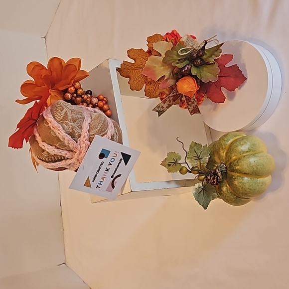Hand Crafted crochet farmhouse fall decor harvest faux pumpkins upcycled holiday - Picture 10 of 16